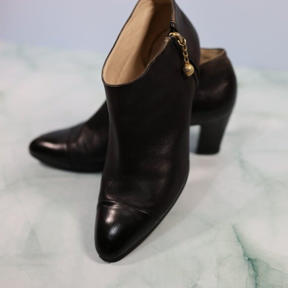 Authentic Chanel Ankle Boots with mid-high hill-Black Leather , SIZE 9 - Picture 1 of 4